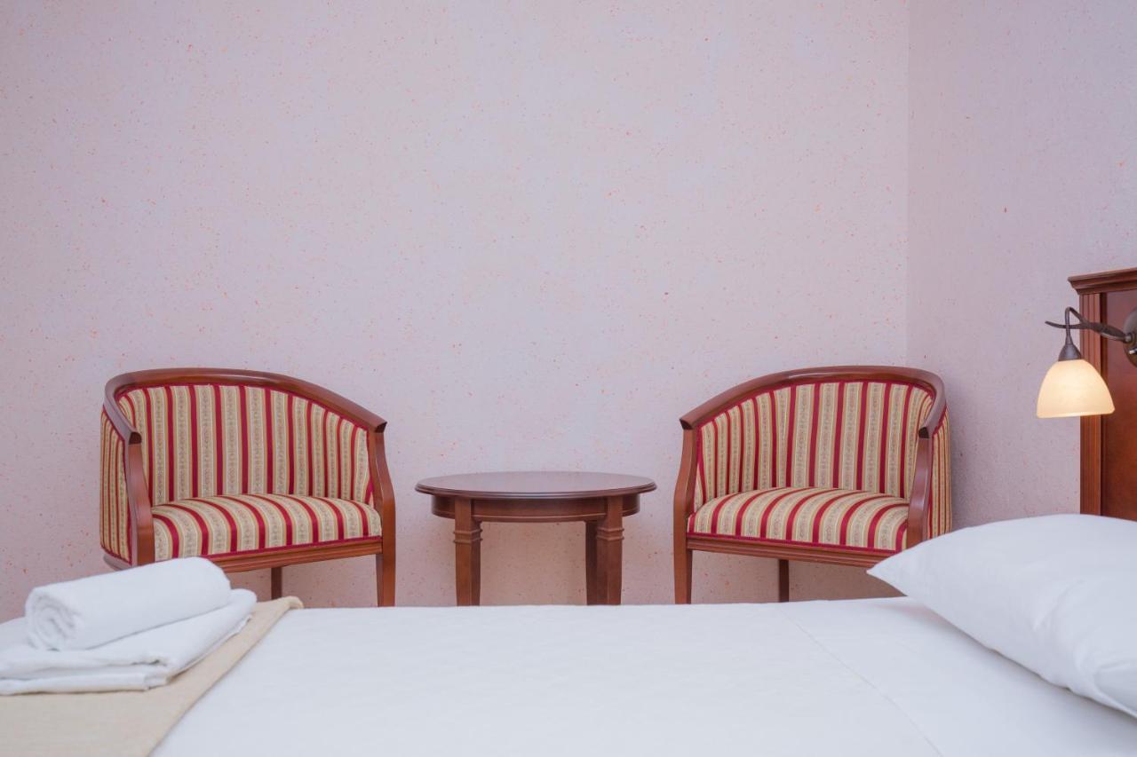 Rooms Plava Laguna Primosten Exterior photo